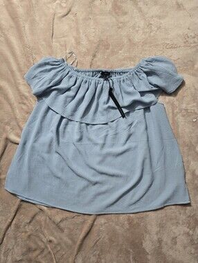 Harve Benard light blue off-the-shoulder top ruffle overlay  Blouse Size Large